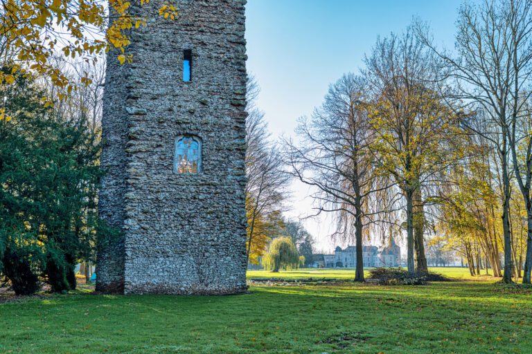 La Tour du Château près de Mons