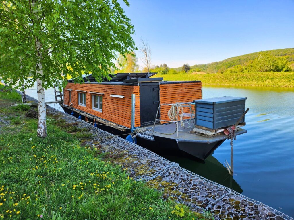 Houseboat