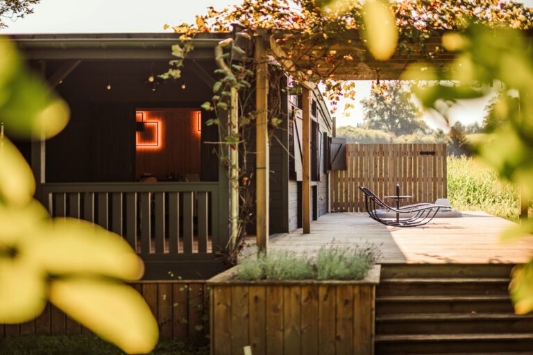 Terrasse en bois à Ô NaNo près de Liège