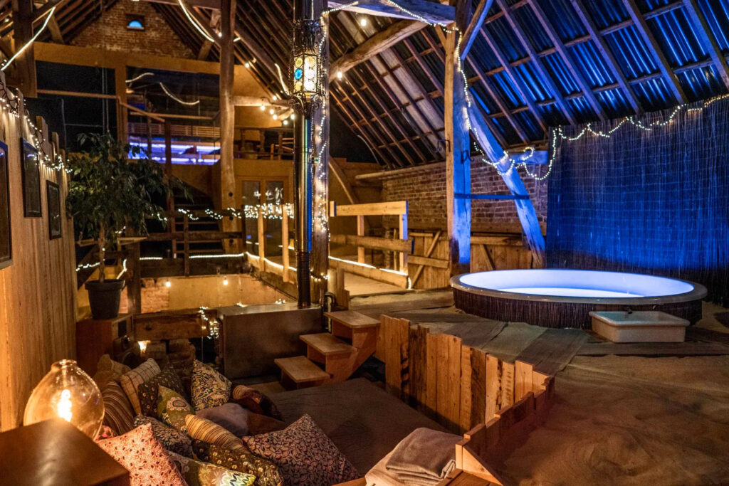 Coin chambre et jacuzzi au Renard à Sornettes près de Liège