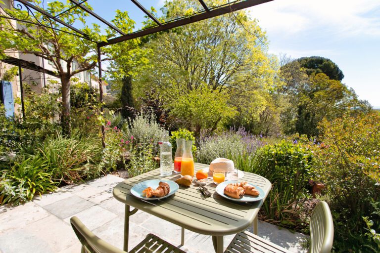 Petit déjeuner à Hôtel Lou Calen à Cotignac