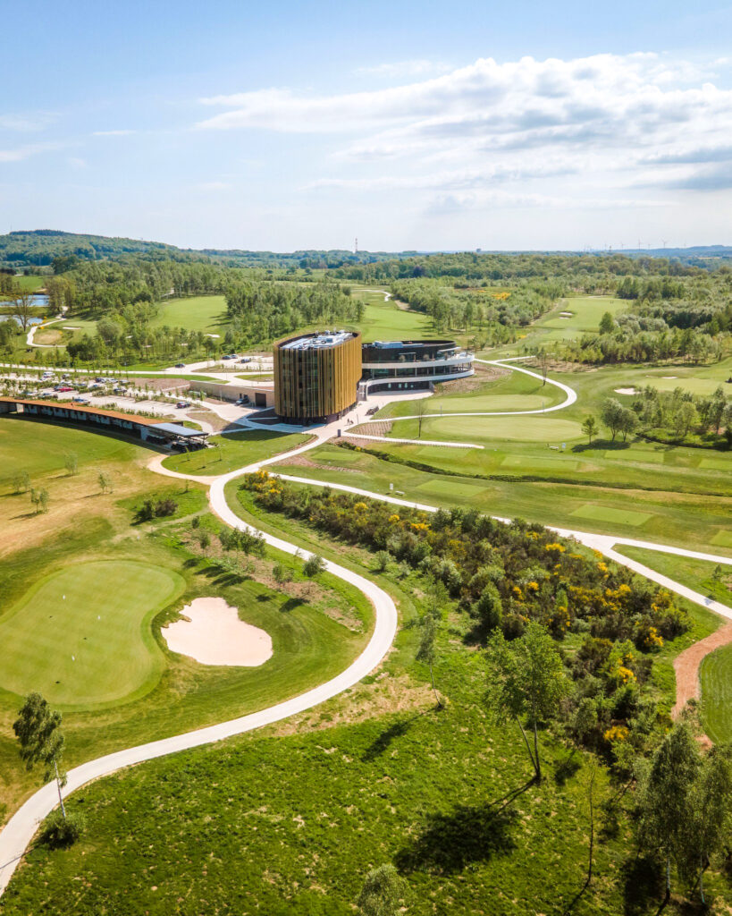 Hôtel vue du ciel au Bois d'Arlon