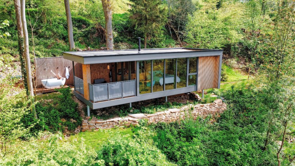 Cabane au milieu des arbres à Ciméo à Nandrin