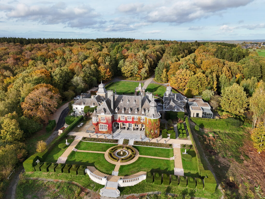 Vue du ciel du manoir des Lébioles près de Spa