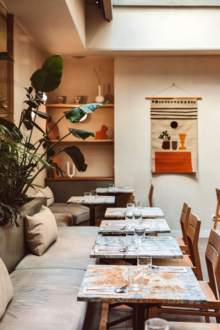 Restaurant Mesa à HOY Paris Yoga Hôtel
