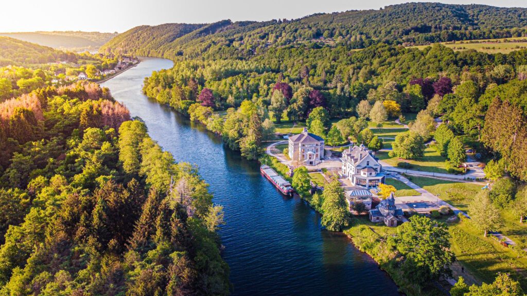 Domaine des Sorbiers vue du ciel aux Sorbiers près de Dinant