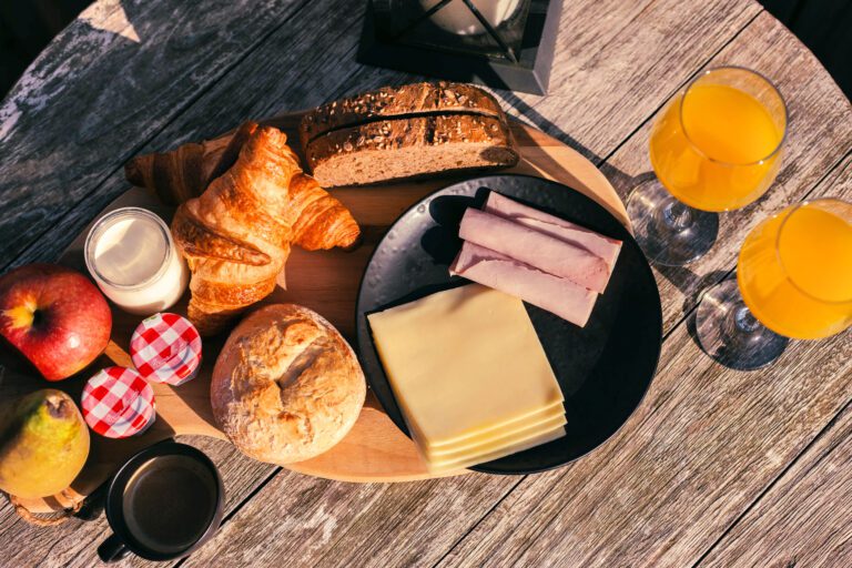 Petit déjeuner à Refugio à Aywaille