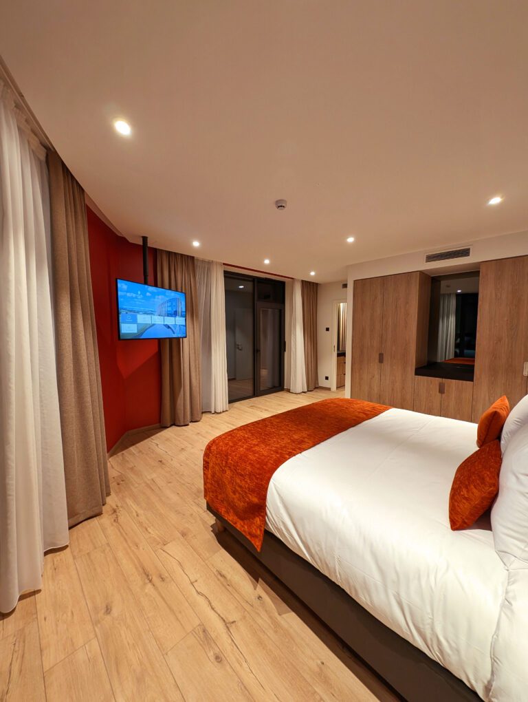 Chambre confortable au Bois d'Arlon