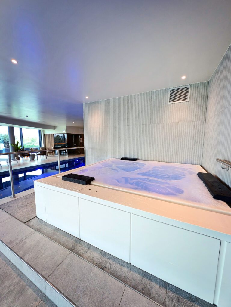 Jacuzzi au Bois d'Arlon