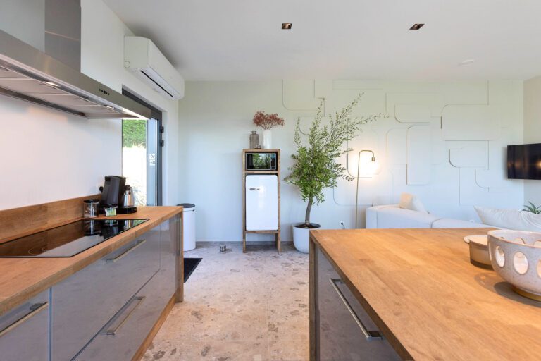 Cuisine du gîte Olea au Nomad Village à Verviers