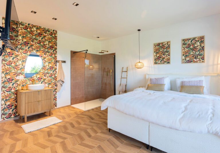 Chambre du gîte Olea au Nomad Village à Verviers