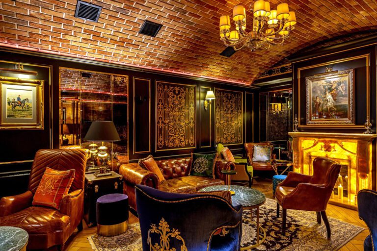 The Opus Lounge Bar au Bachleda Luxury Hotel à Cracovie