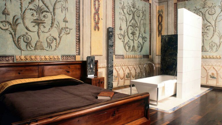 Suite avec baignoire à l'hôtel Stary à Cracovie