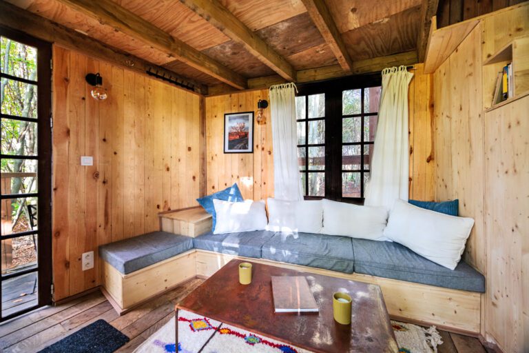 Salon à la Cabane Ernesst à Lubbeek